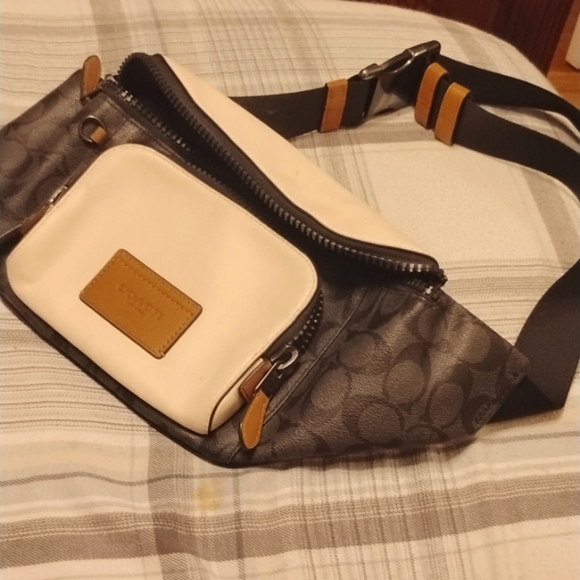 COACH BAG - Picture 1 of 2